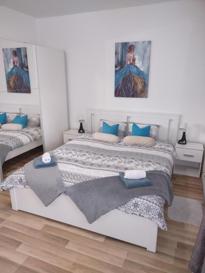 Apartment Pemper - Self Check In And Check Out Otočac Extérieur photo