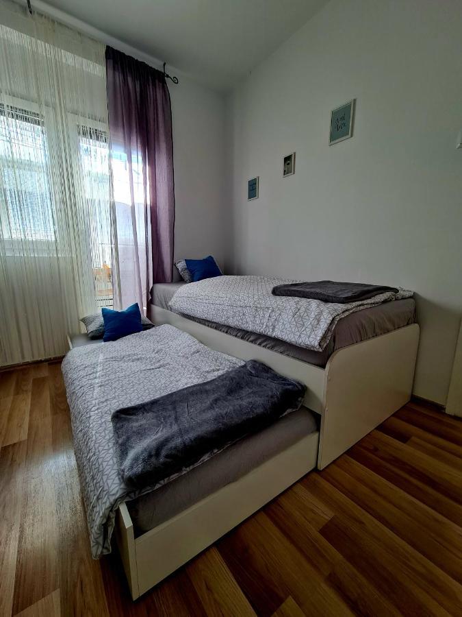 Apartment Pemper - Self Check In And Check Out Otočac Extérieur photo