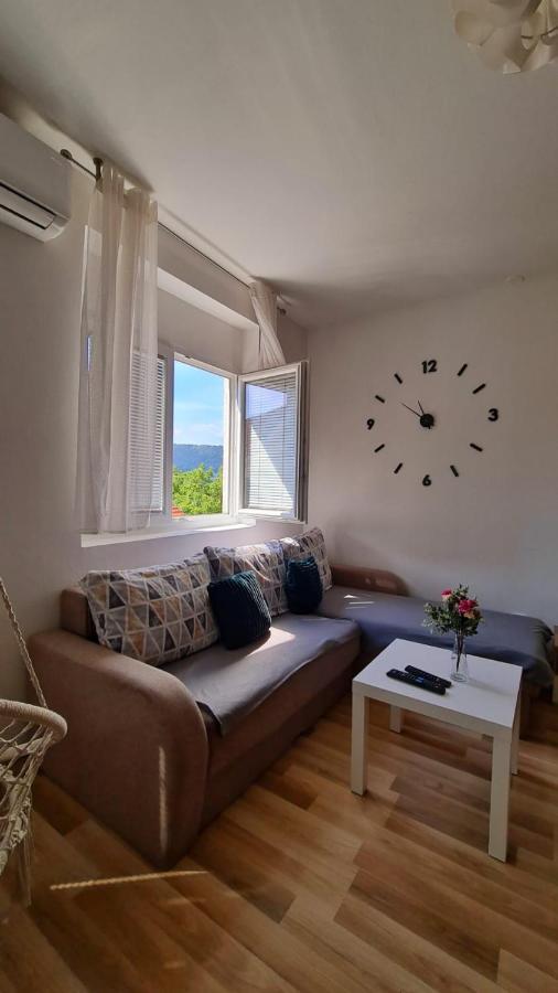 Apartment Pemper - Self Check In And Check Out Otočac Extérieur photo