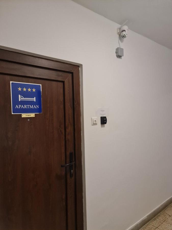 Apartment Pemper - Self Check In And Check Out Otočac Extérieur photo