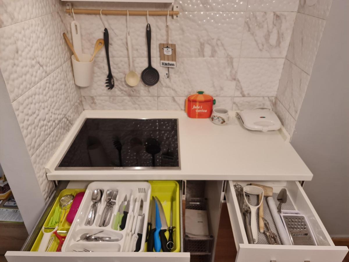 Apartment Pemper - Self Check In And Check Out Otočac Extérieur photo
