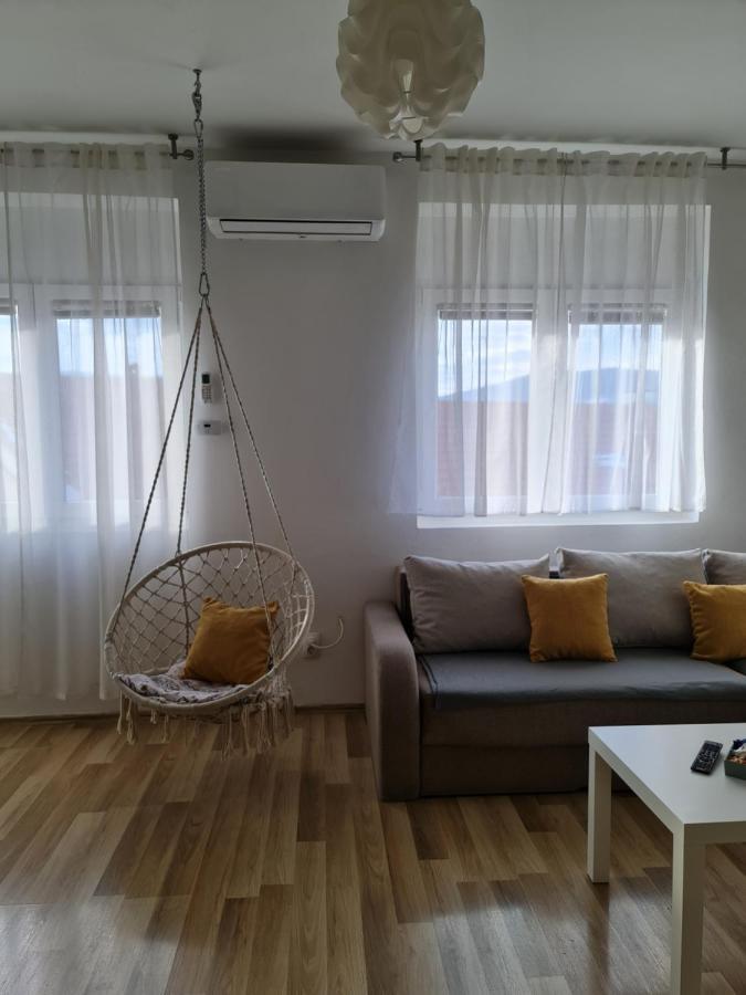 Apartment Pemper - Self Check In And Check Out Otočac Extérieur photo