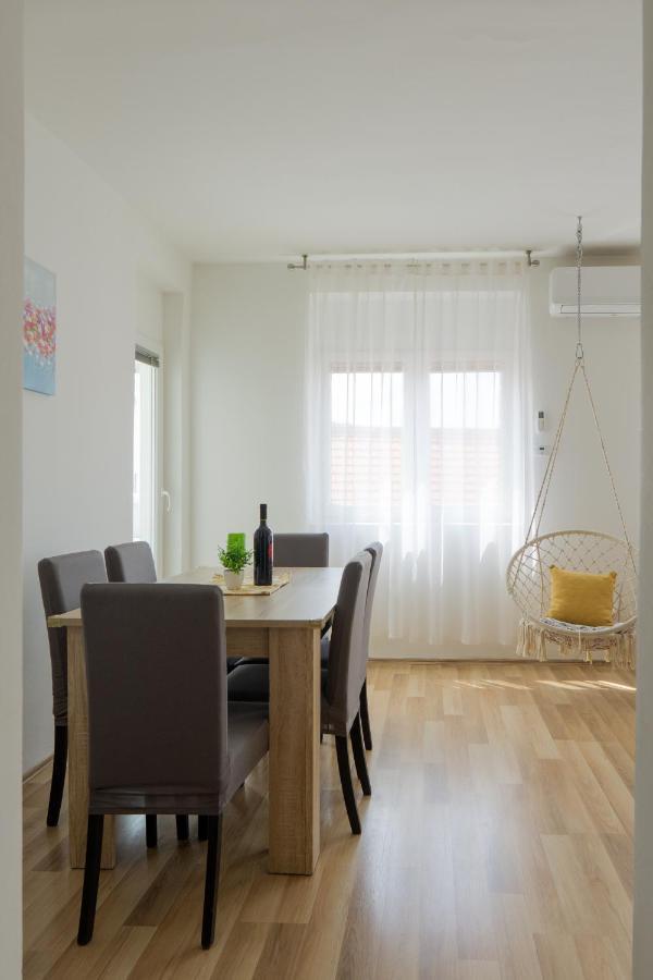 Apartment Pemper - Self Check In And Check Out Otočac Extérieur photo
