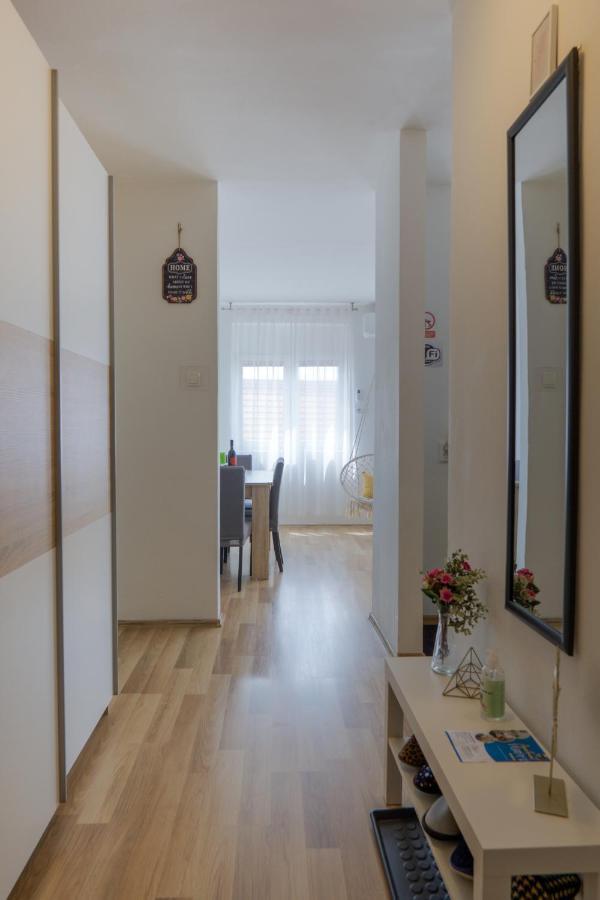 Apartment Pemper - Self Check In And Check Out Otočac Extérieur photo